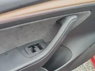Tesla Model 3 2023 4dr Sedan