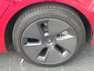 Tesla Model 3 2023 4dr Sedan