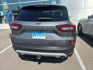 Ford Escape Plug-In Hybrid 2023 Base 4dr SUV