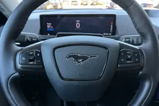 Ford Mustang Mach-E 2023 Premium 4dr SUV