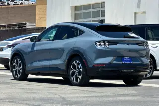 Ford Mustang Mach-E 2023 Premium 4dr SUV