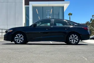 Honda Civic 2025 LX 4dr Sedan