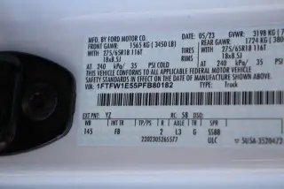 Ford F-150 2023 4x4 XL 4dr SuperCrew 5.5 ft. SB
