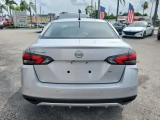 Nissan Versa 2024 S 4dr Sedan CVT