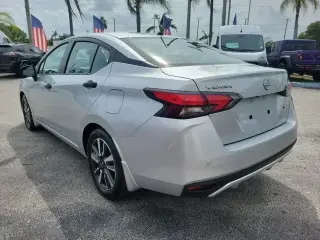 Nissan Versa 2024 S 4dr Sedan CVT