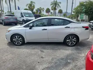 Nissan Versa 2024 S 4dr Sedan CVT
