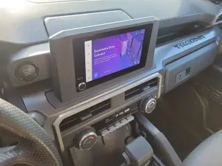 Toyota Tacoma 2024 4x2 SR5 4dr Double Cab 5.0 ft SB