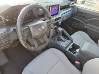 Toyota Tacoma 2024 4x2 SR5 4dr Double Cab 5.0 ft SB
