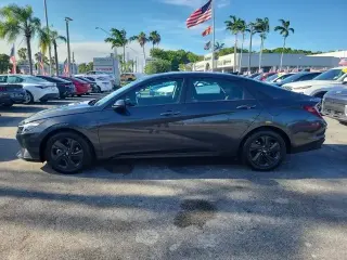 Hyundai ELANTRA 2022 SEL 4dr Sedan