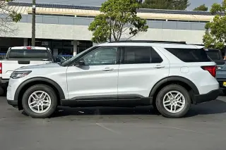 Ford Explorer 2026 AWD Active 4dr SUV