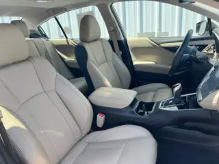 Subaru Legacy 2025 AWD Limited 4dr Sedan