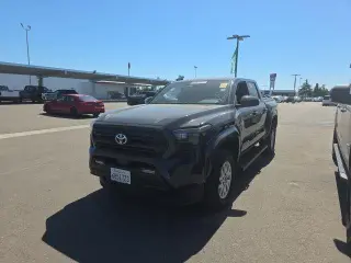 Toyota Tacoma 2024 4x2 SR5 4dr Double Cab 5.0 ft SB