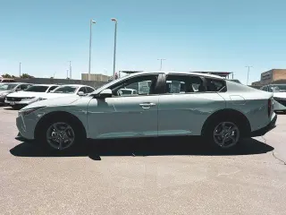 Kia K4 2025 LXS 4dr Sedan