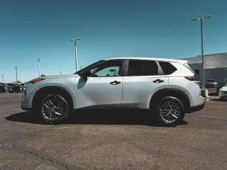 Nissan Rogue 2024 S 4dr Crossover