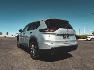 Nissan Rogue 2024 S 4dr Crossover