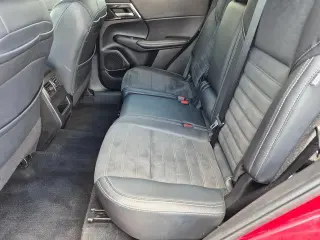 Mitsubishi Outlander 2024 SE 4dr SUV