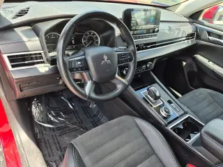 Mitsubishi Outlander 2024 SE 4dr SUV