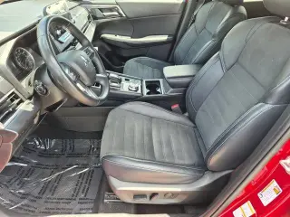 Mitsubishi Outlander 2024 SE 4dr SUV