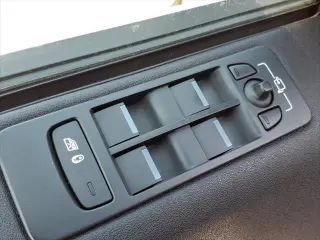 Land Rover Discovery Sport 2019 AWD SE 4dr SUV