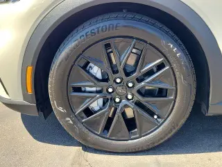Ford Mustang Mach-E 2025 Select 4dr SUV