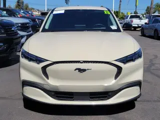 Ford Mustang Mach-E 2025 Select 4dr SUV