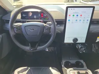 Ford Mustang Mach-E 2025 Select 4dr SUV