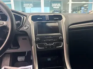 Ford Fusion 2020 SE 4dr Sedan
