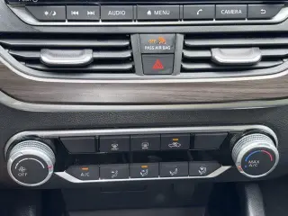 Nissan Altima 2024 AWD 2.5 SV 4dr Sedan