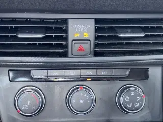 Volkswagen Jetta 2024 S 4dr Sedan 8A