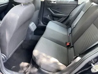 Volkswagen Jetta 2024 S 4dr Sedan 8A