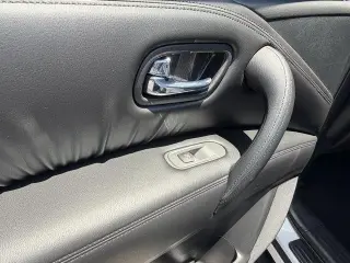 Nissan Armada 2024 4x2 SV 4dr SUV