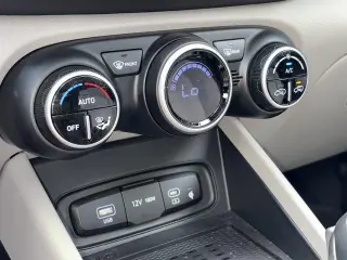 Hyundai VENUE 2026 SEL 4dr Crossover