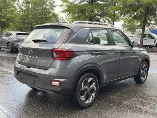 Hyundai VENUE 2026 SEL 4dr Crossover