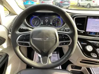 Chrysler Pacifica 2023 Touring L 4dr Mini-Van
