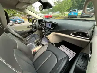 Chrysler Pacifica 2023 Touring L 4dr Mini-Van