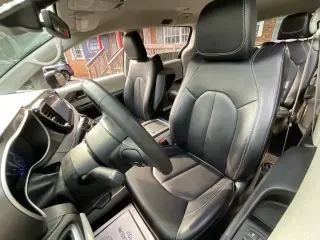Chrysler Pacifica 2023 Touring L 4dr Mini-Van