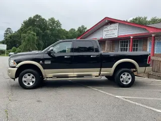 Ram 2500 2013 4x4 Laramie Longhorn 4dr Crew Cab 6.3 ft. SB Pickup