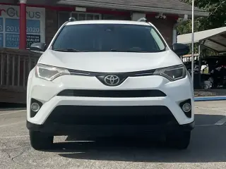 Toyota RAV4 2017 LE 4dr SUV