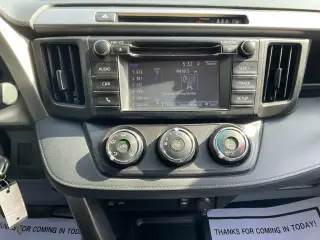 Toyota RAV4 2017 LE 4dr SUV