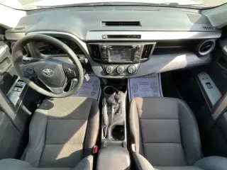 Toyota RAV4 2017 LE 4dr SUV