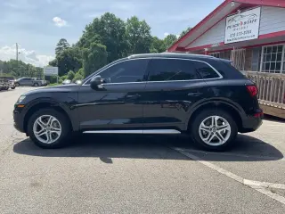 Audi Q5 2019 AWD quattro Premium 45 TFSI 4dr SUV