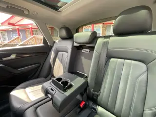 Audi Q5 2019 AWD quattro Premium 45 TFSI 4dr SUV