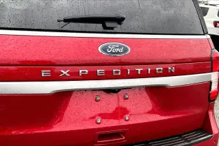Ford Expedition 2022 4x2 XLT 4dr SUV