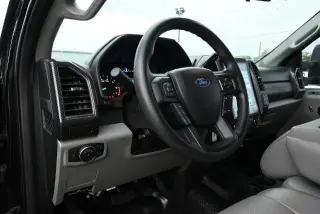 Ford F-250 Super Duty 2019 4x4 King Ranch 4dr Crew Cab 8 ft. LB Pickup