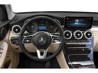 Mercedes-Benz GLC 2022 GLC 300 4dr SUV