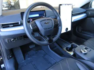 Ford Mustang Mach-E 2023 Select 4dr SUV