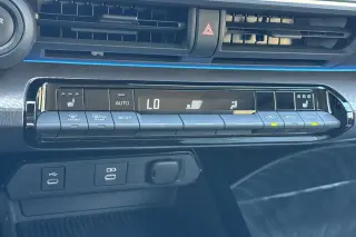 Toyota Prius 2023 XLE 4dr Hatchback