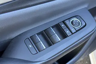 Toyota Prius 2023 XLE 4dr Hatchback