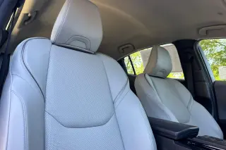 Toyota Prius 2023 XLE 4dr Hatchback