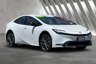 Toyota Prius 2023 XLE 4dr Hatchback
